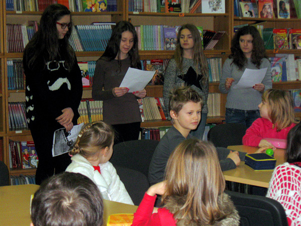 Šestasice su čitale dječje ljubavne pjesme učenicima 2. razreda