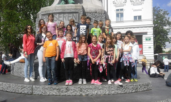 U Ljubljani m