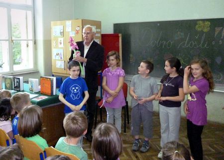 Učenici su pripremili program od Kušecovih pjesama i zagonetki